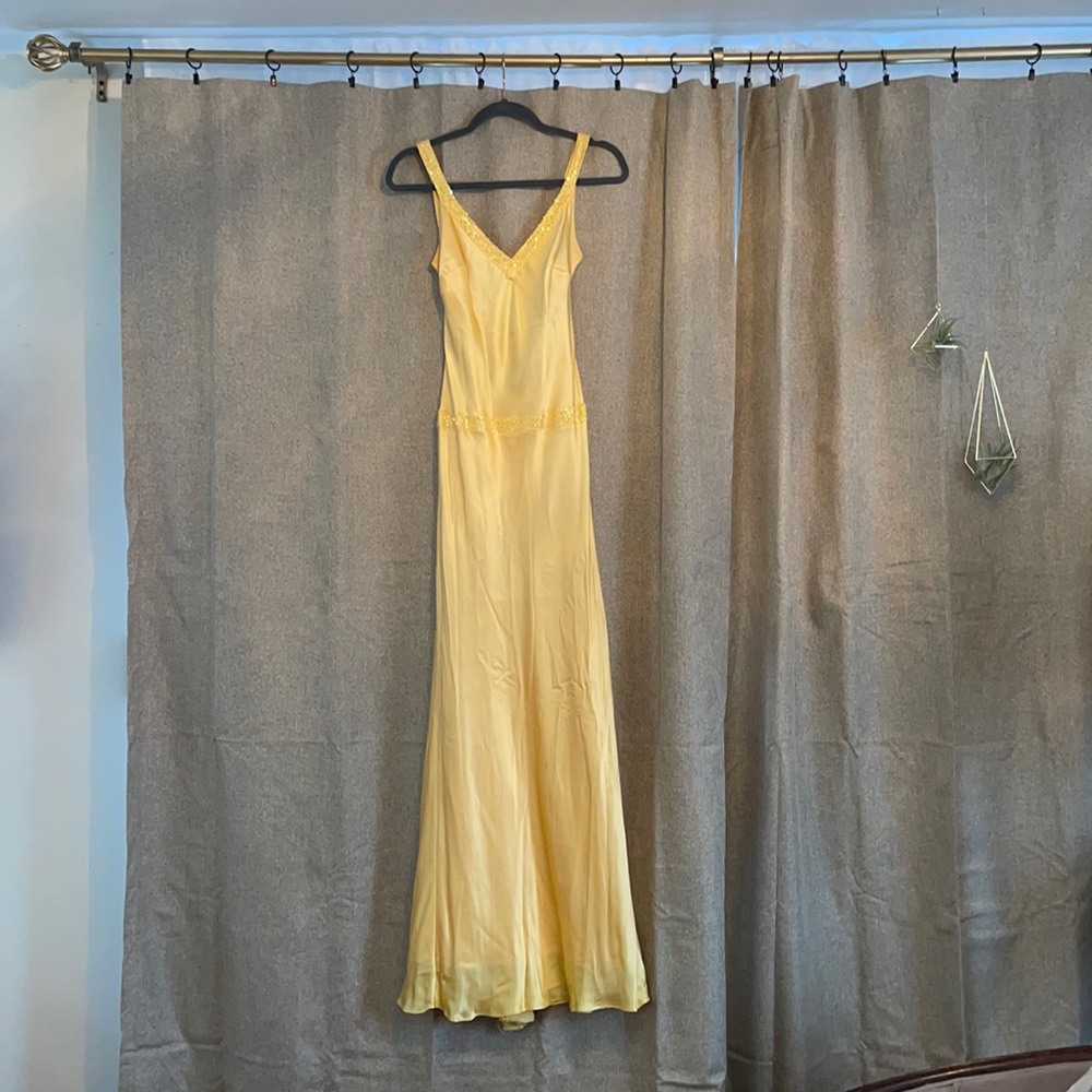 How to Loose a Guy in 10 days Cashe Gown